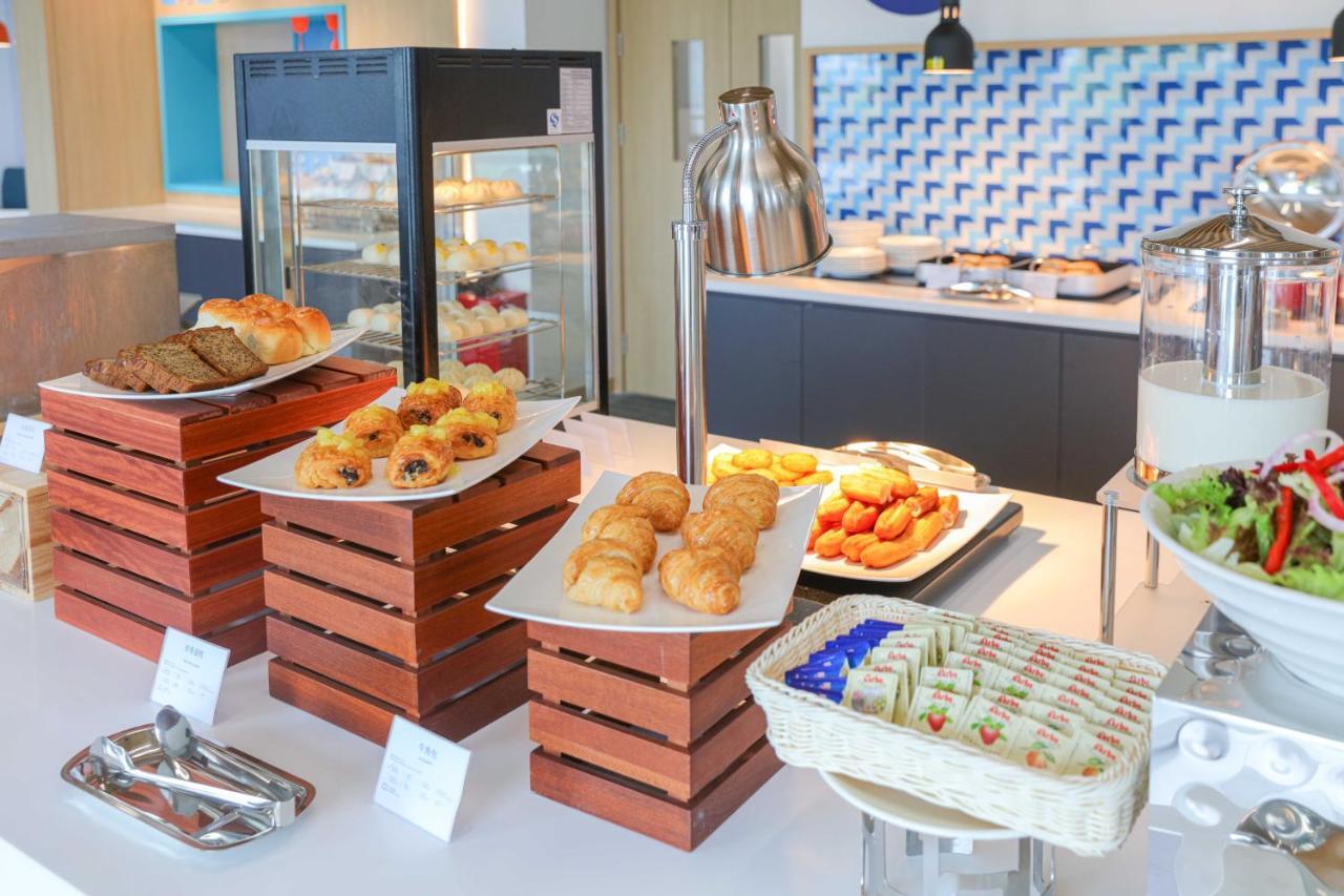 Holiday Inn Express Shanghai Pudong Airport By Ihg المظهر الخارجي الصورة