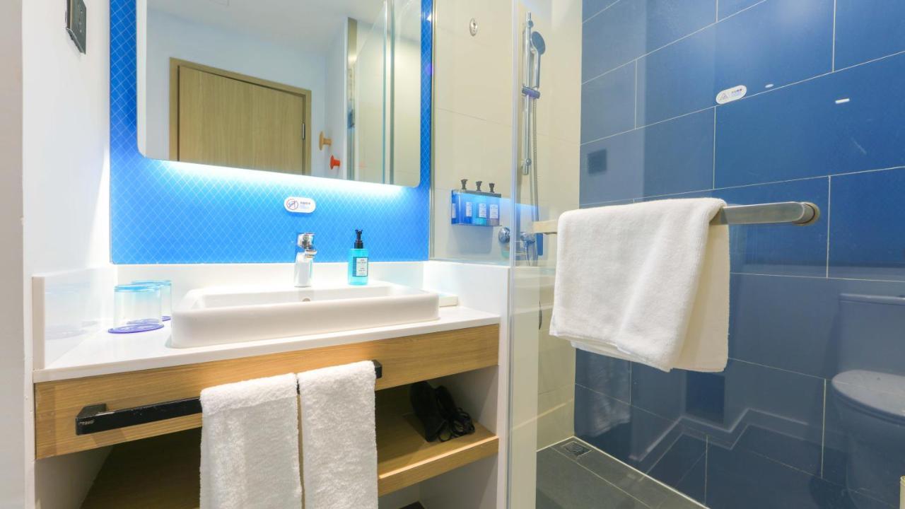 Holiday Inn Express Shanghai Pudong Airport By Ihg المظهر الخارجي الصورة