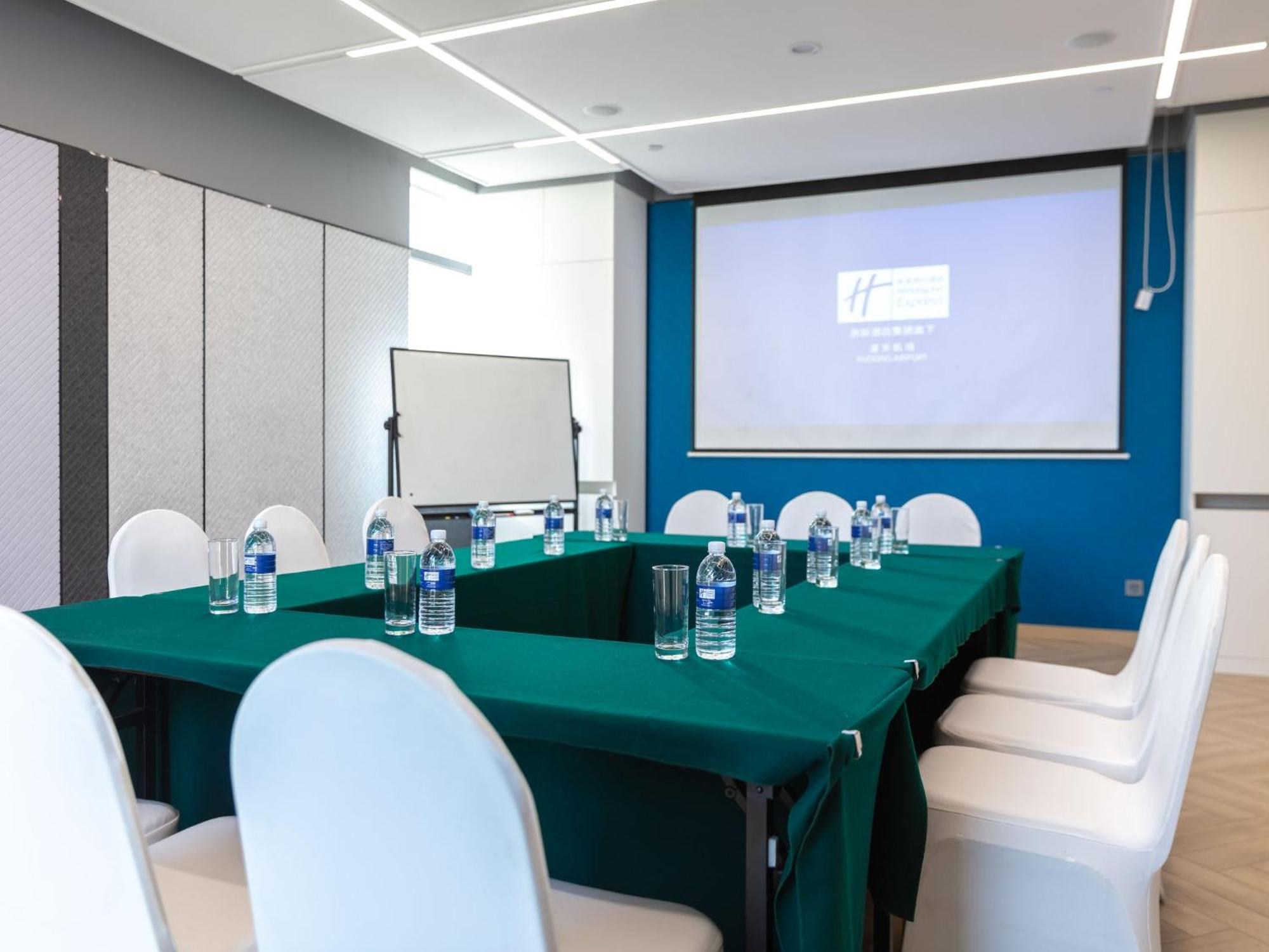 Holiday Inn Express Shanghai Pudong Airport By Ihg المظهر الخارجي الصورة